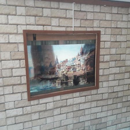 Buddha Guest House Варанасі Екстер'єр фото
