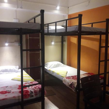 Buddha Guest House Варанасі Екстер'єр фото