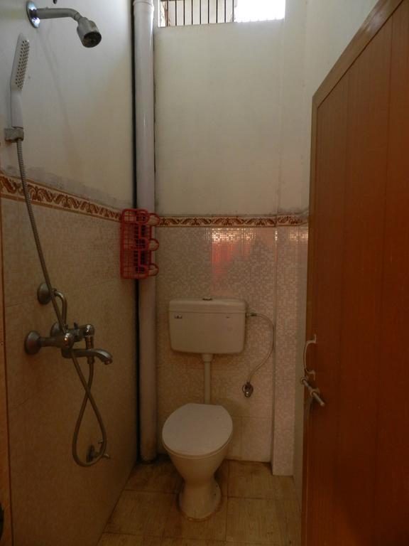 Buddha Guest House Варанасі Екстер'єр фото