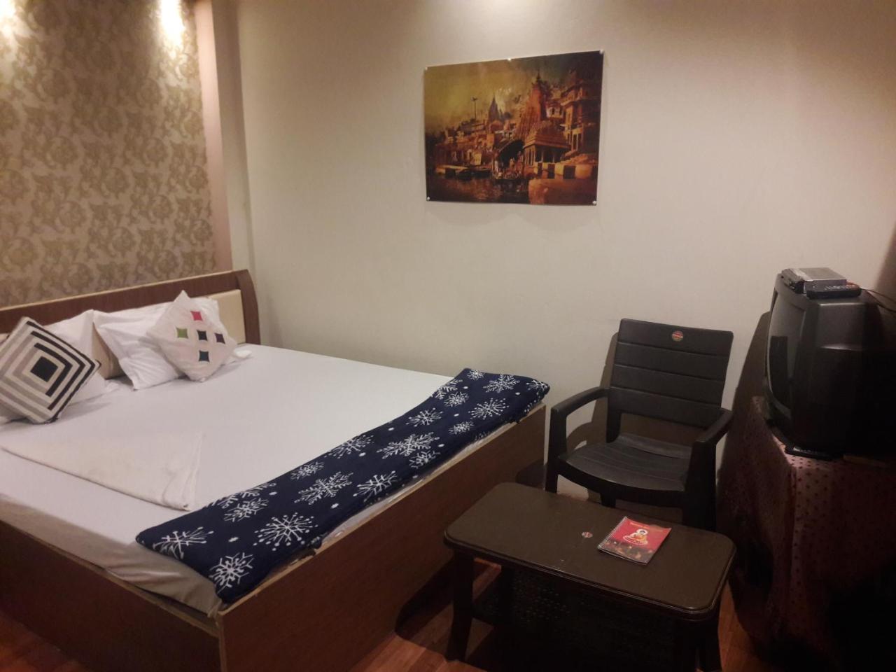 Buddha Guest House Варанасі Екстер'єр фото